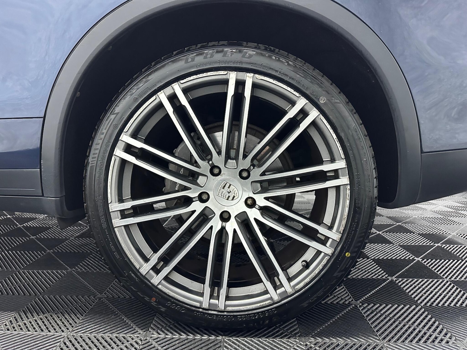 Used Porsche Cayenne 2010 for sale - 78058872: Photo 38