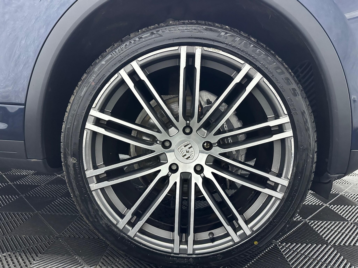 Used Porsche Cayenne 2010 for sale - 78058872: Photo 40