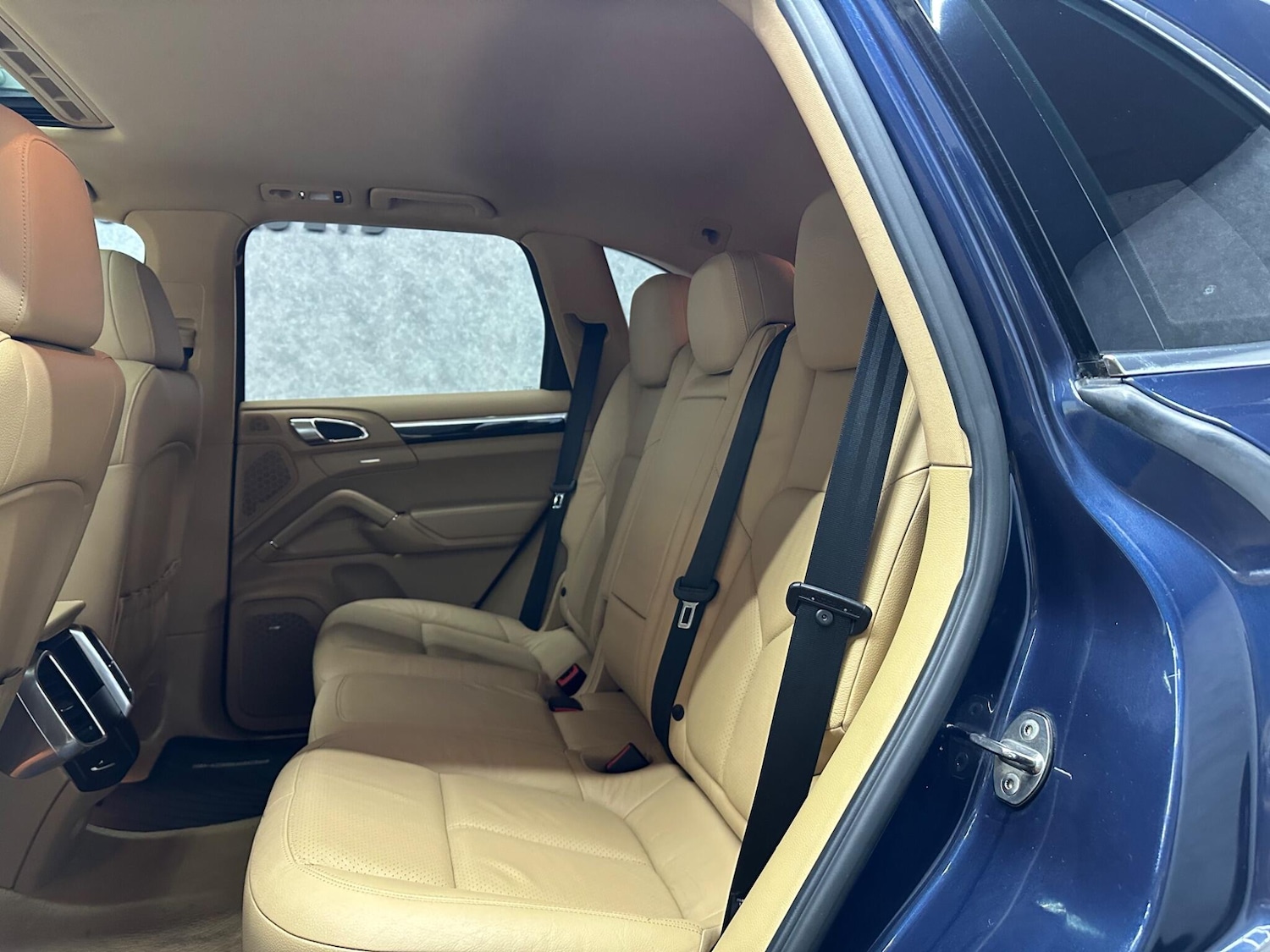 Used Porsche Cayenne 2010 for sale - 78058872: Photo 6