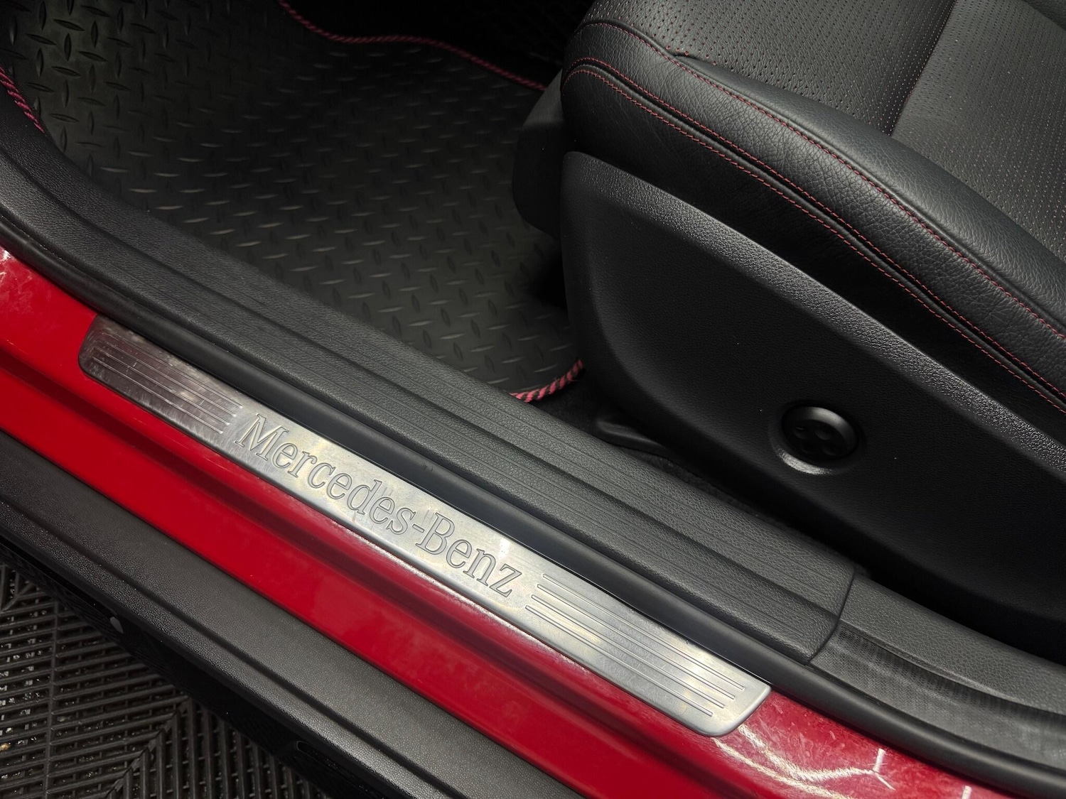 Used Mercedes-Benz GLA 2014 for sale - 76381323: Photo 27