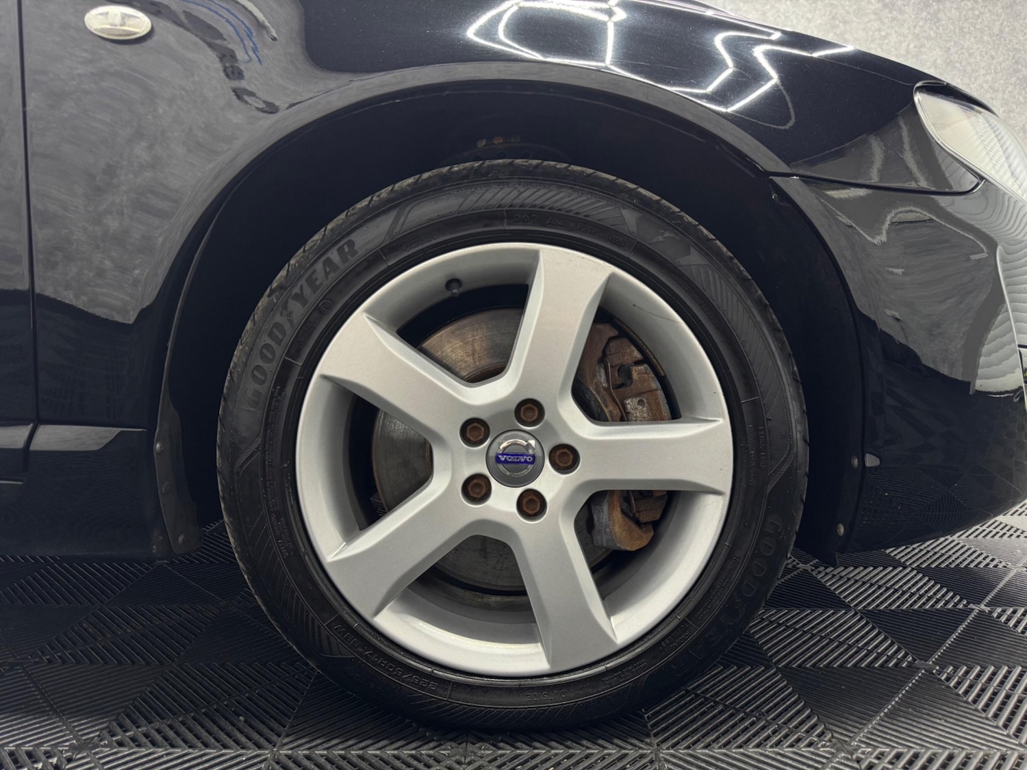 Used Volvo V70 2017 for sale - 76936172: Photo 26