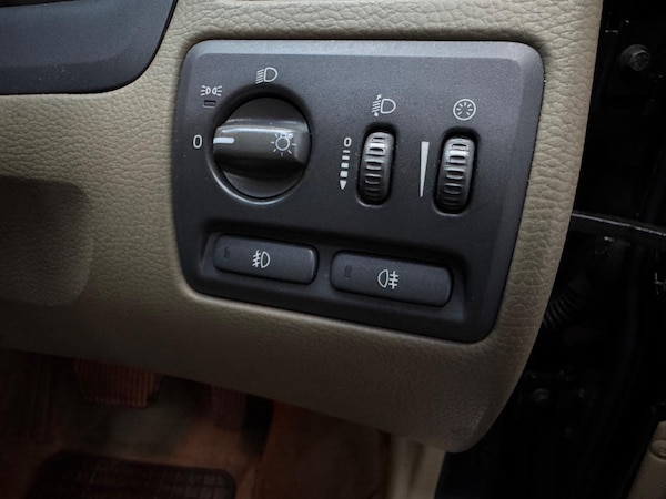 Used Volvo S60 2002 for sale - 75041339: Photo 18