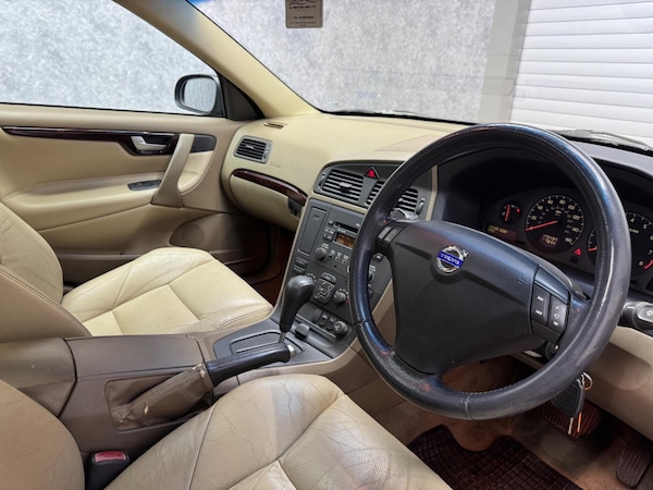 Used Volvo S60 2002 for sale - 75041339: Photo 2