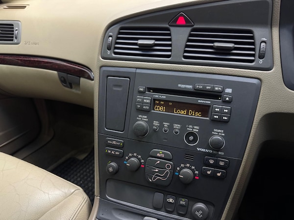 Used Volvo S60 2002 for sale - 75041339: Photo 7