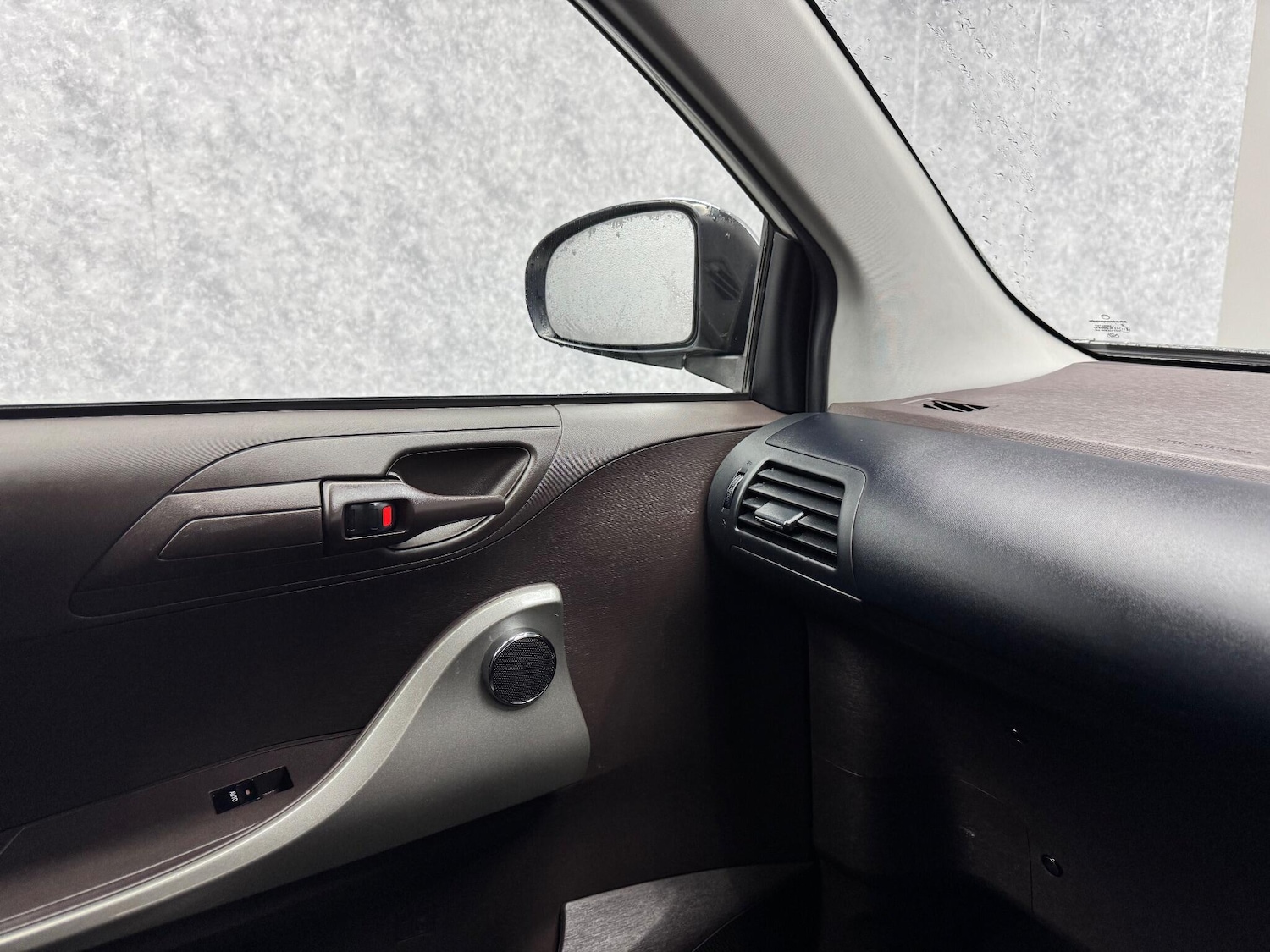 Used Toyota IQ for sale - 78057574: Photo 10