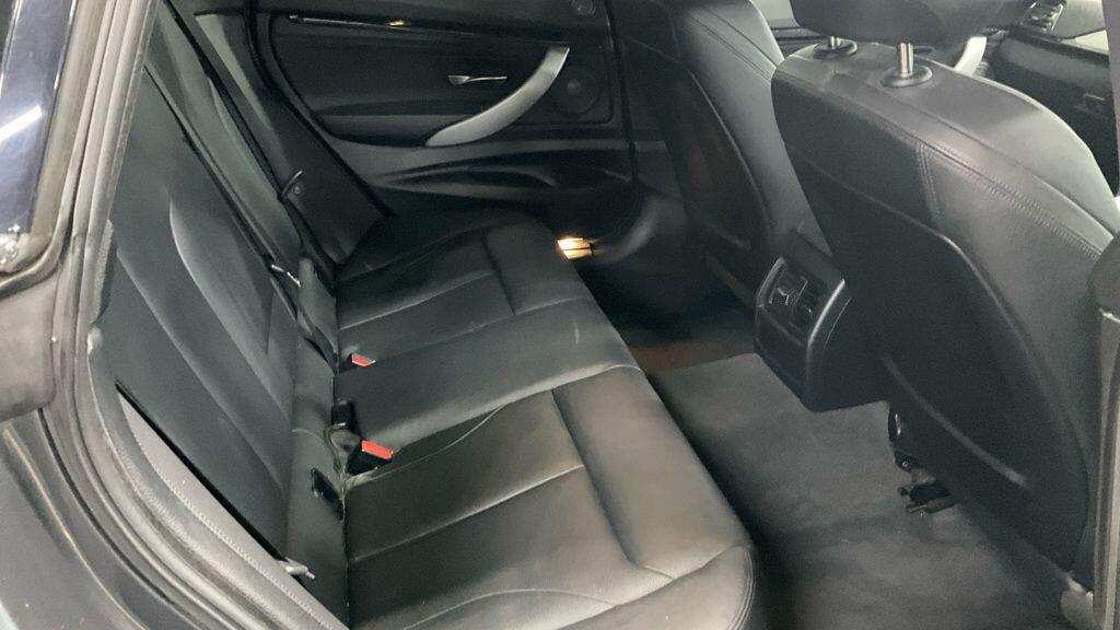 Used BMW 3 Series 2015 for sale - 77611848: Photo 2