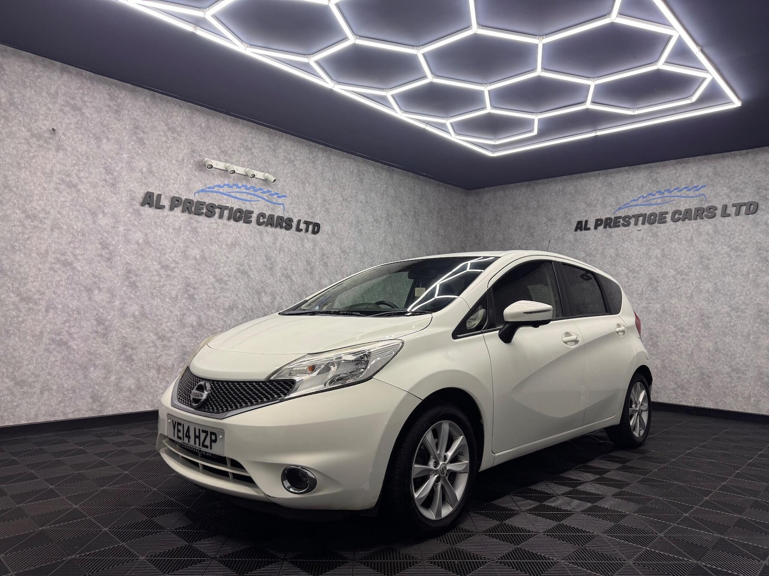 Used Nissan Note 2014 for sale - 76899340: Photo 1