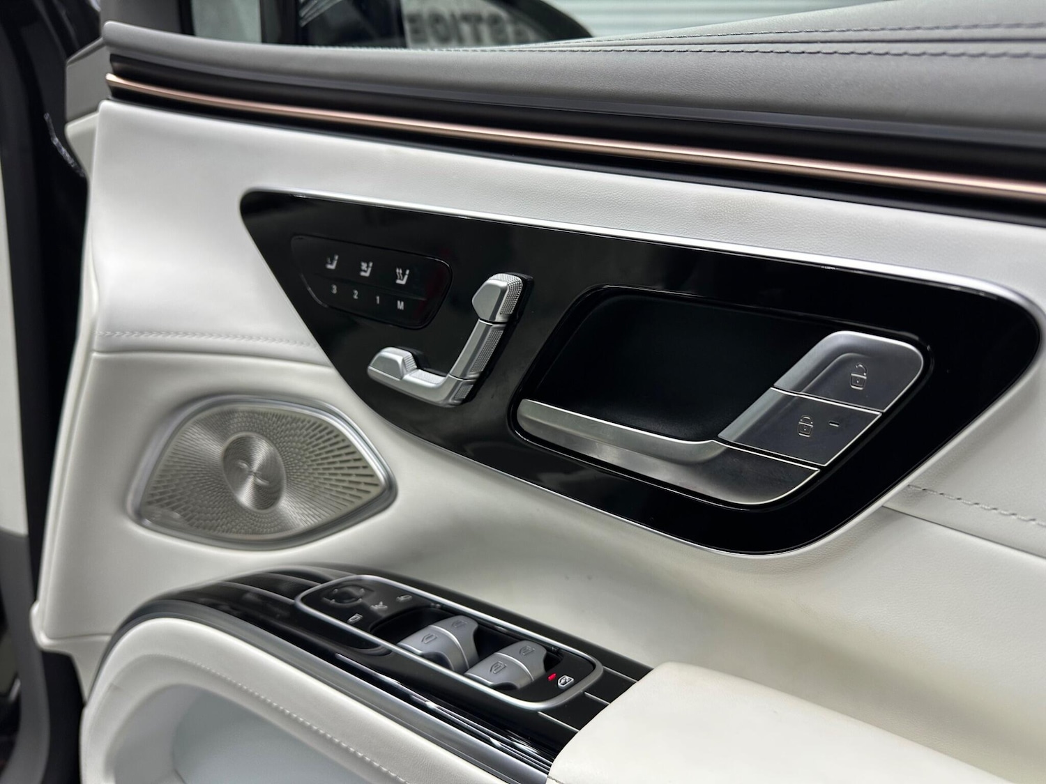 Used Mercedes-Benz EQS 2024 for sale - 78058354: Photo 16