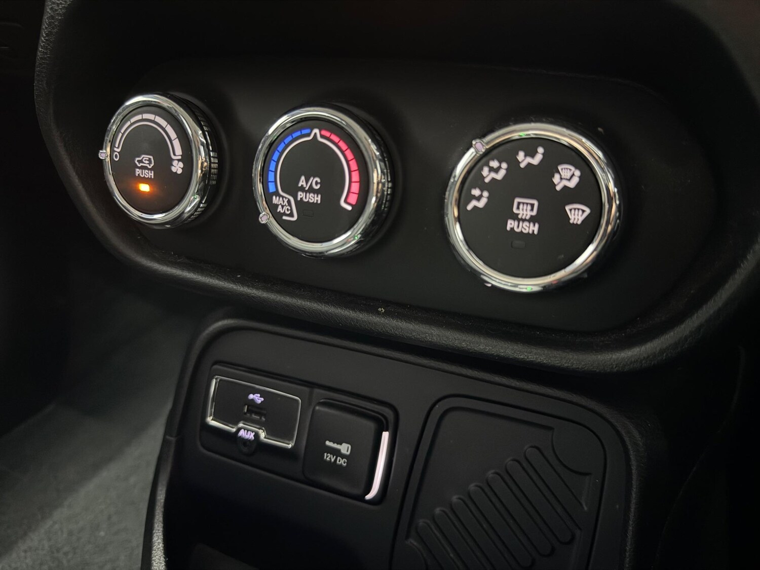 Used Jeep Renegade 2017 for sale - 78058624: Photo 16