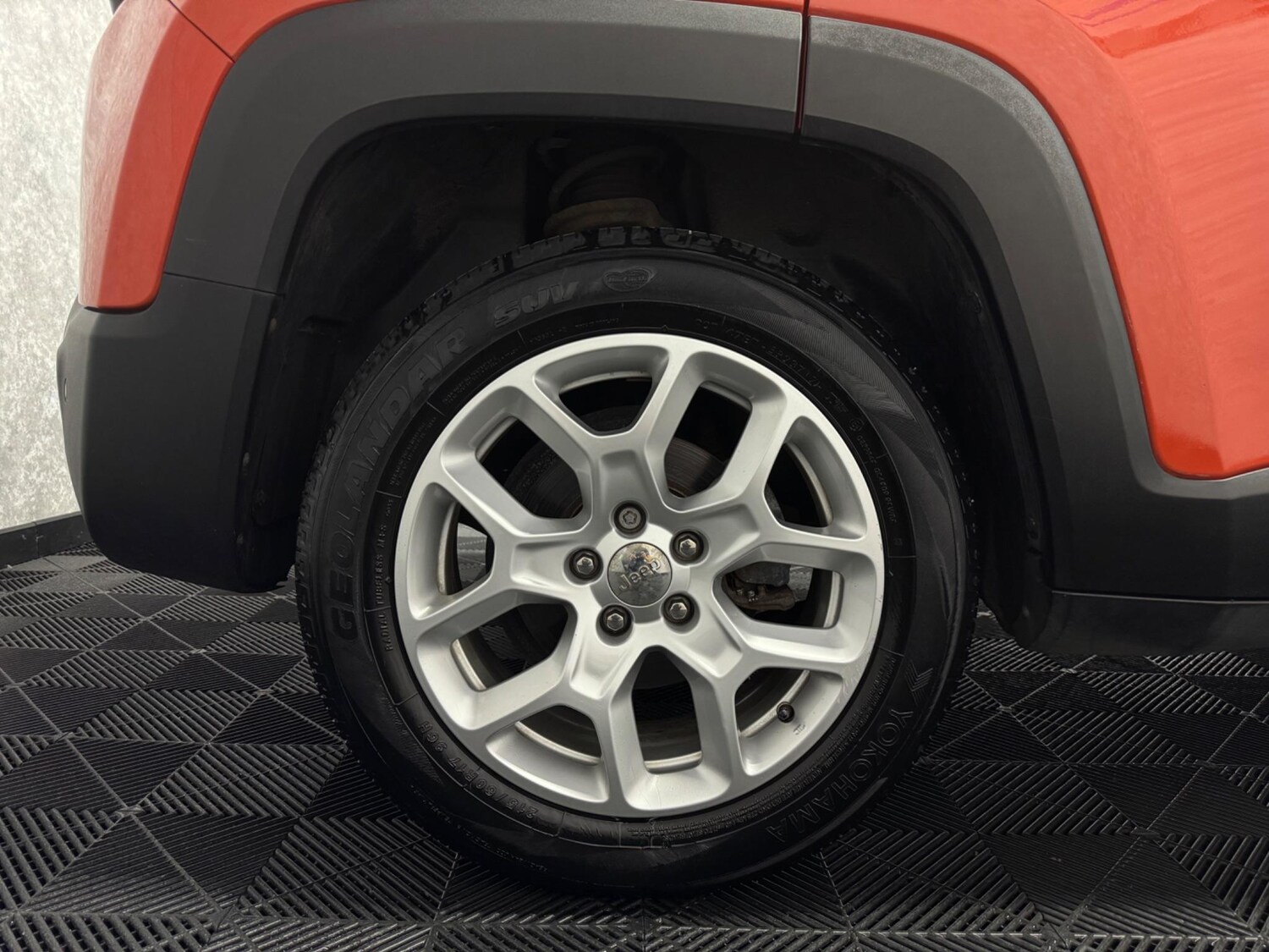 Used Jeep Renegade 2017 for sale - 78058624: Photo 27