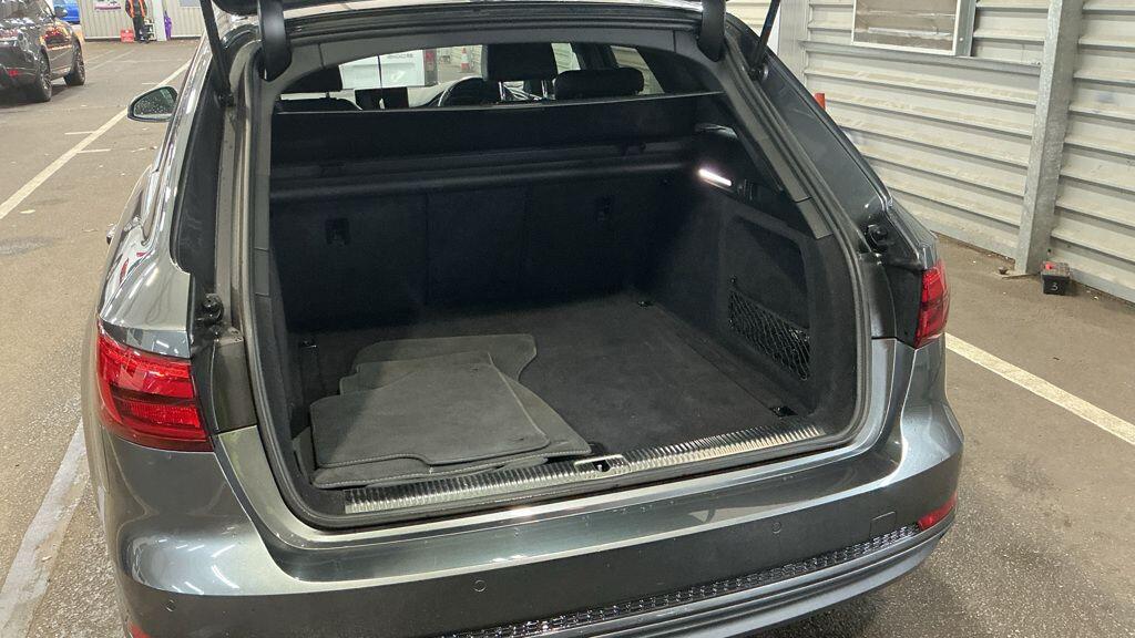 Used Audi A4 2017 for sale - 76457241: Photo 11