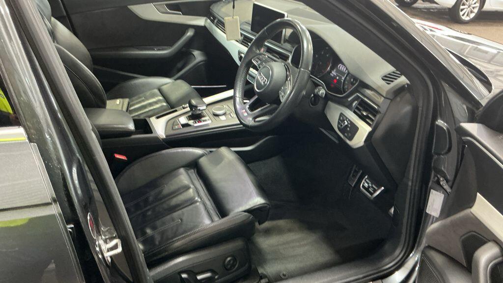 Used Audi A4 2017 for sale - 76457241: Photo 2