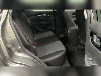 Used Nissan Qashqai 2016 for sale - 76020936: Photo 3