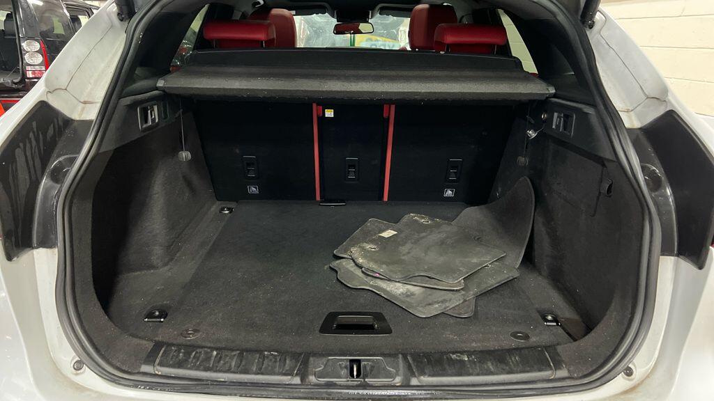 Used Jaguar F-Pace 2017 for sale - 77425716: Photo 11