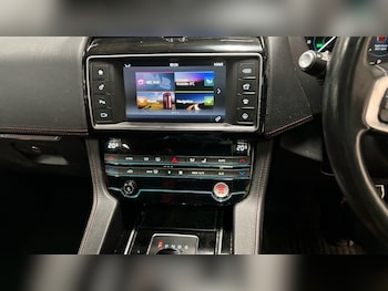 Used Jaguar F-Pace 2017 for sale - 77425716: Photo