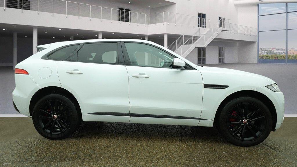 Used Jaguar F-Pace 2017 for sale - 77425716: Photo 9