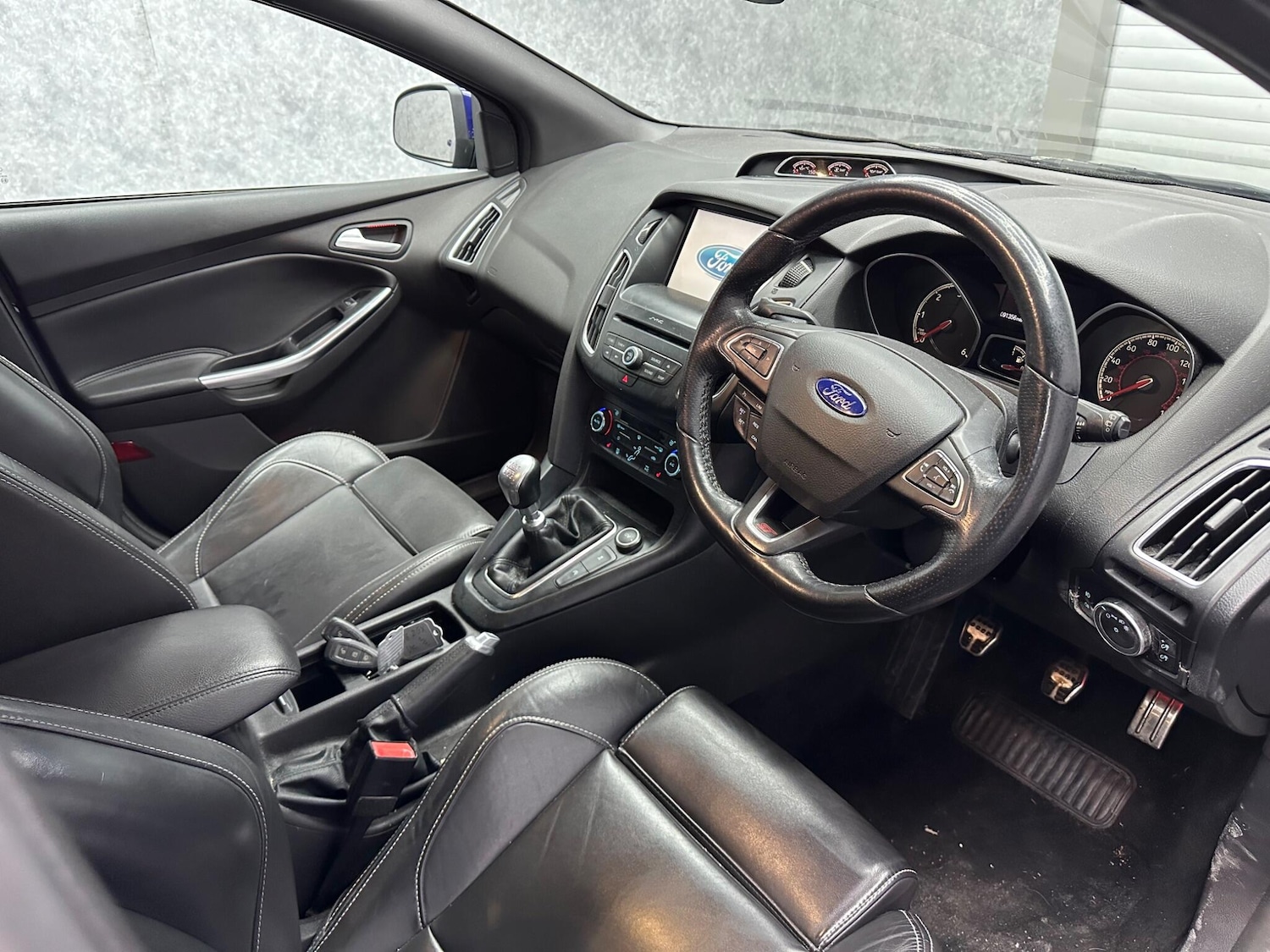 Used Ford Focus 2016 for sale - 78058938: Photo 2