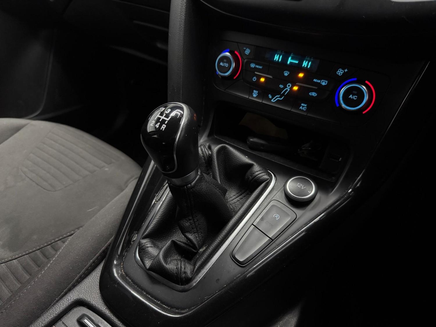 Used Ford Focus 2016 for sale - 76349746: Photo 16