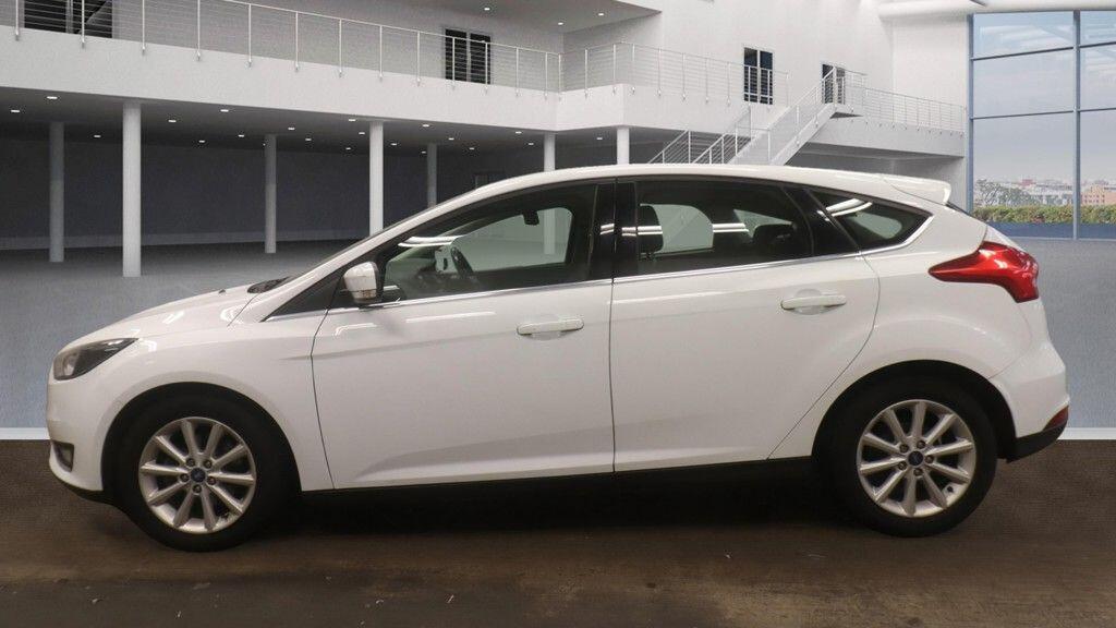 Used Ford Focus 2016 for sale - 76349746: Photo 4