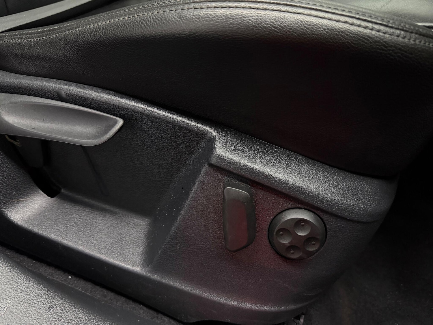 Used Volkswagen Sharan 2014 for sale - 77538019: Photo 15