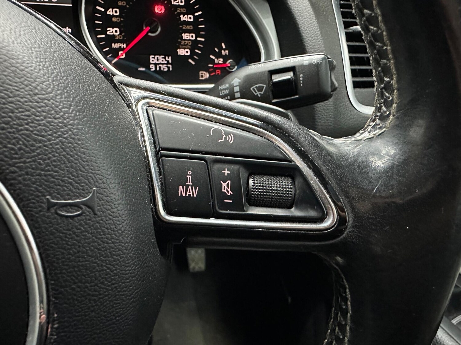 Used Audi Q7 2011 for sale - 78171099: Photo 17