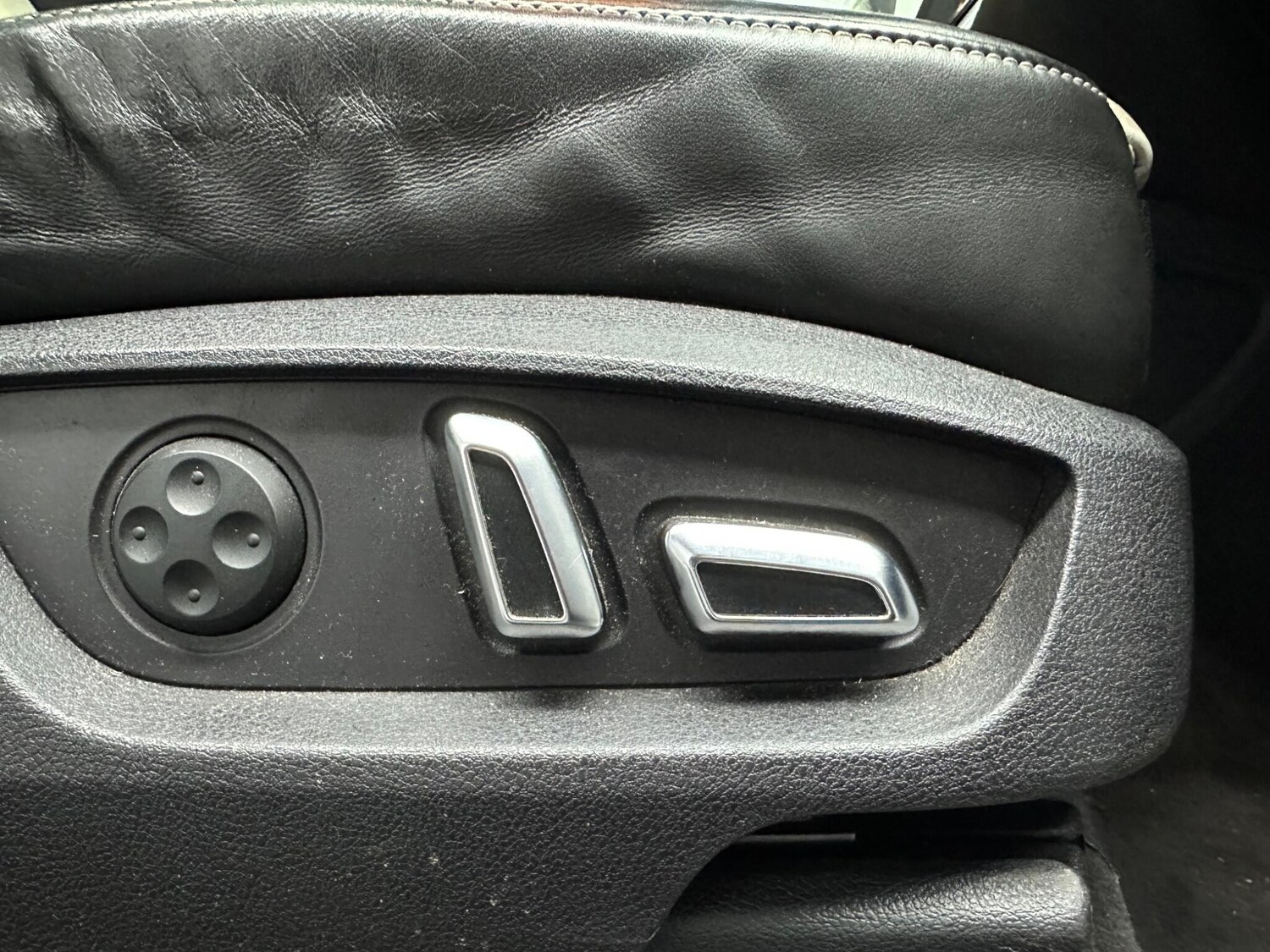 Used Audi Q7 2011 for sale - 78171099: Photo 19