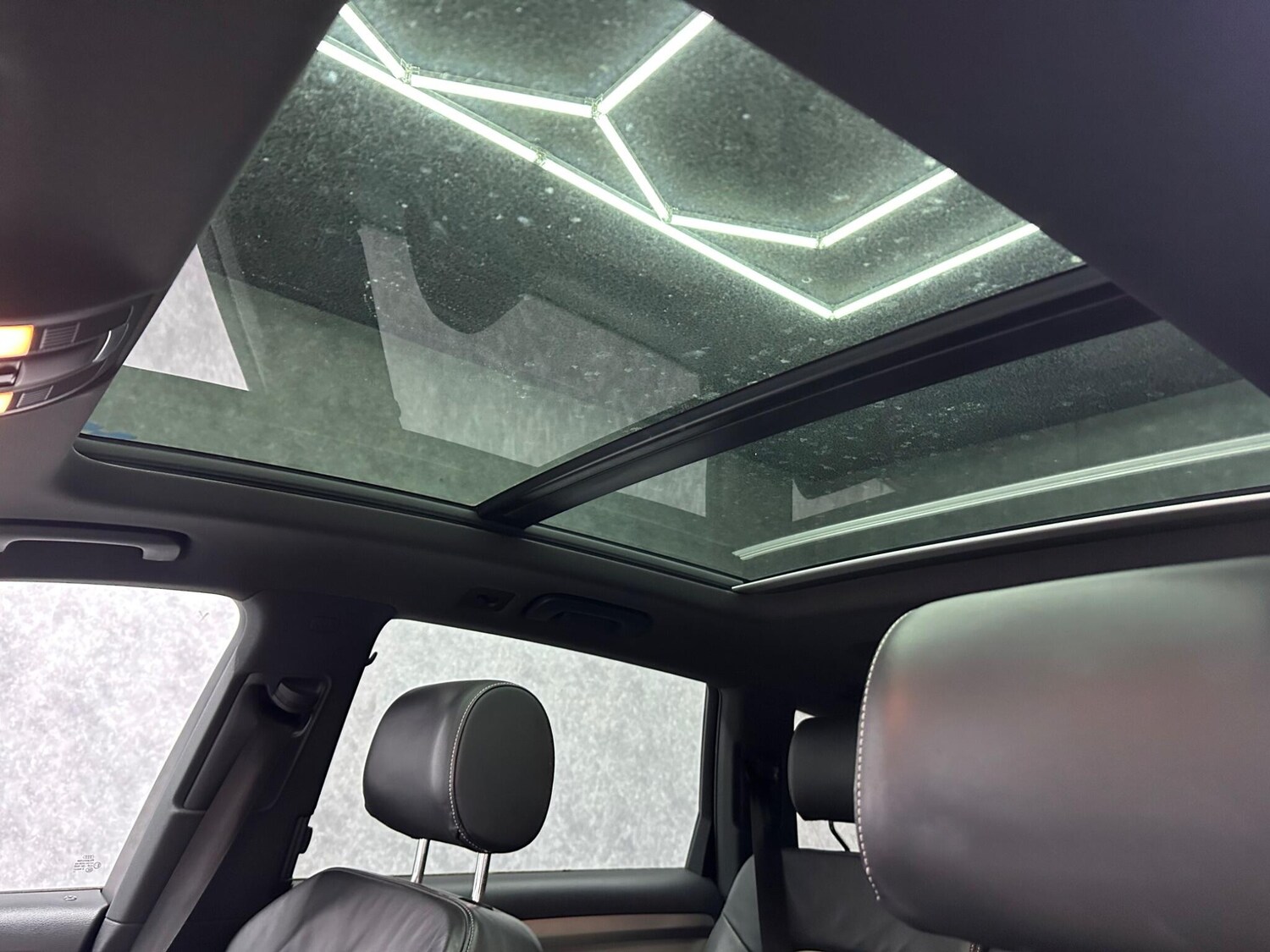 Used Audi Q7 2011 for sale - 78171099: Photo 37