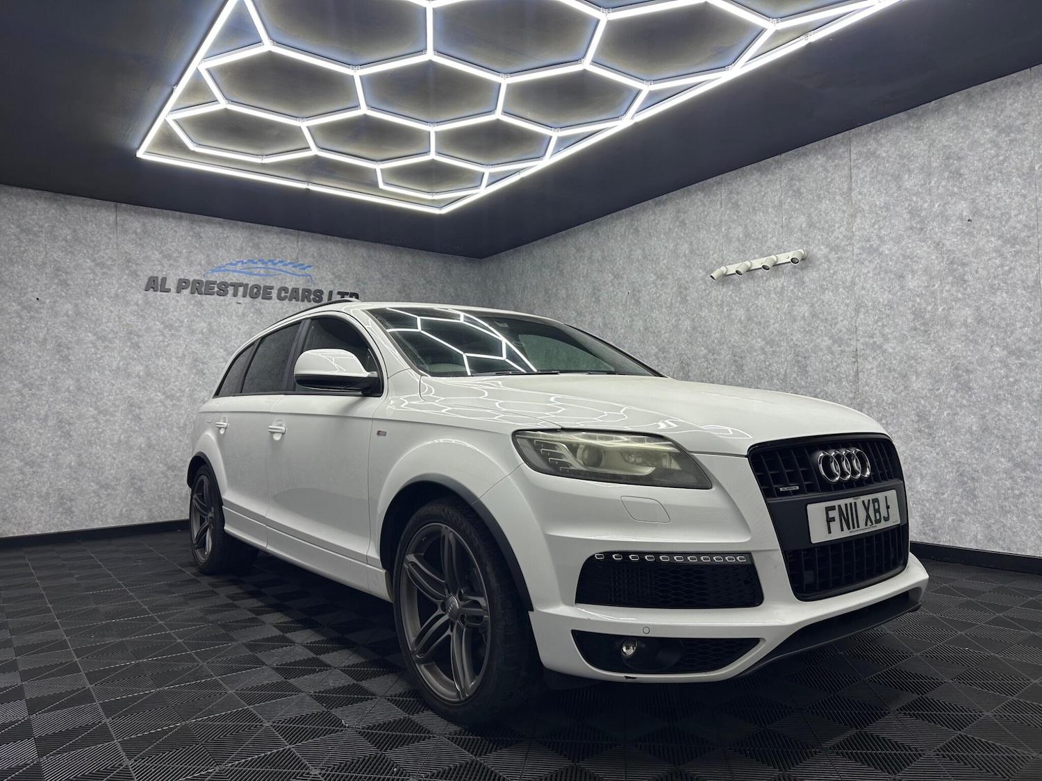 Used Audi Q7 2011 for sale - 78171099: Photo 5