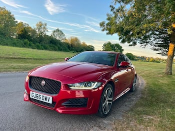 Used Jaguar XE 2016 for sale - 79664472: Photo