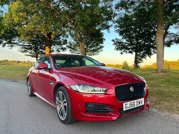 Used Jaguar XE 2016 for sale - 79664472: Photo
