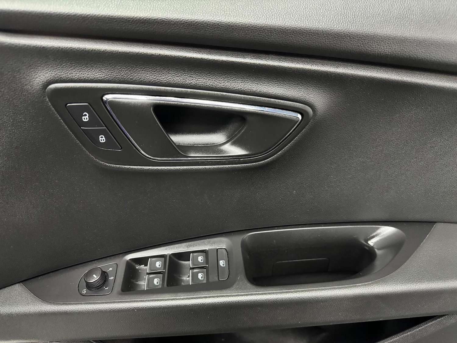 Used SEAT Leon 2015 for sale - 76997057: Photo 17