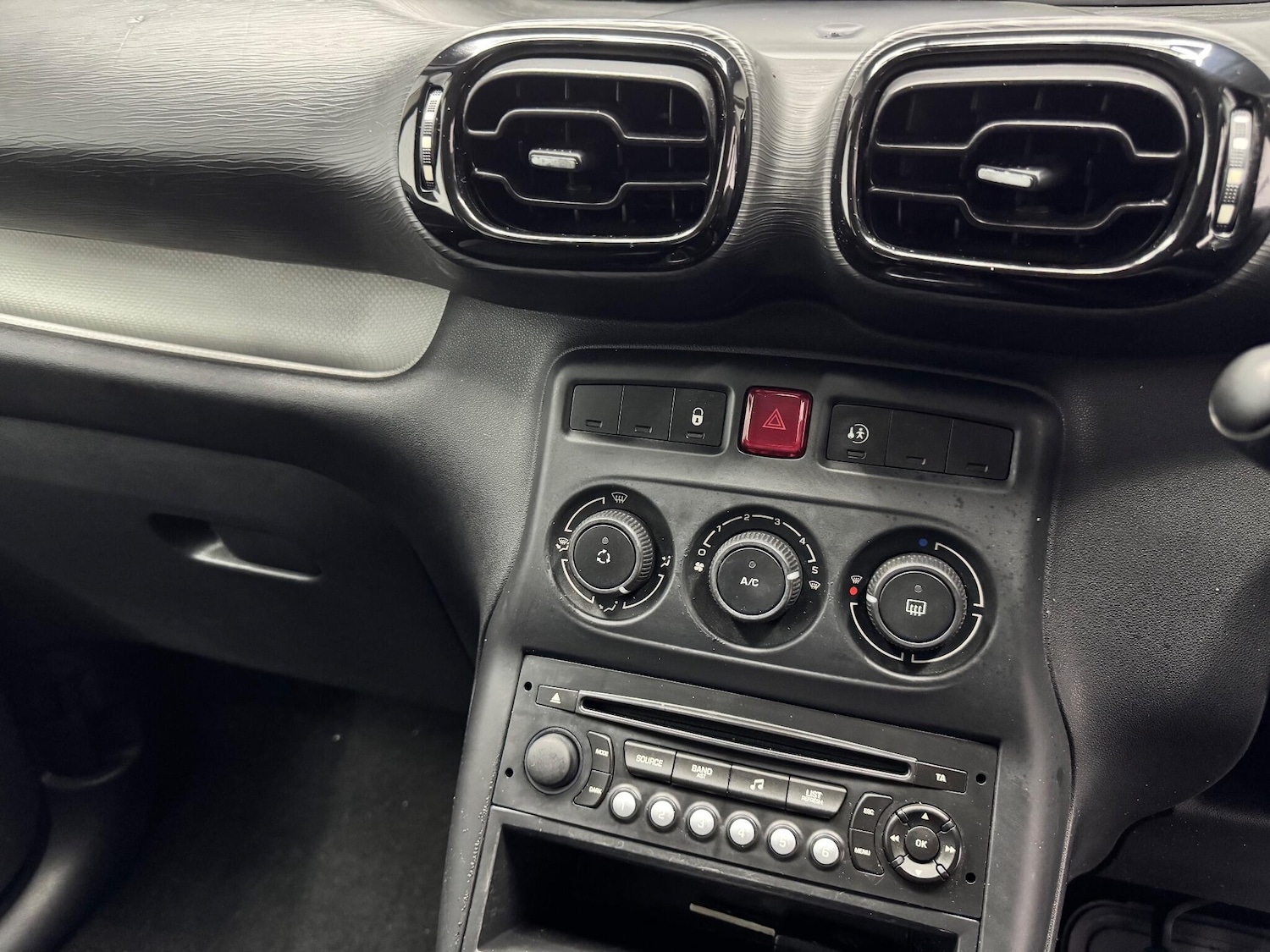 Used Citroen C3 Picasso 2012 for sale - 77315052: Photo 7