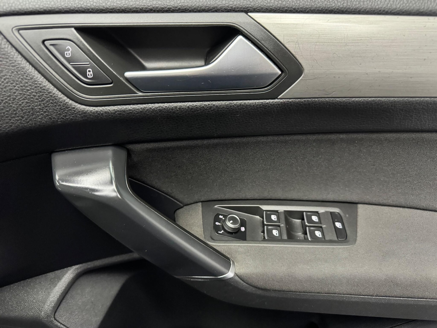 Used Volkswagen Touran 2016 for sale - 77305213: Photo 22