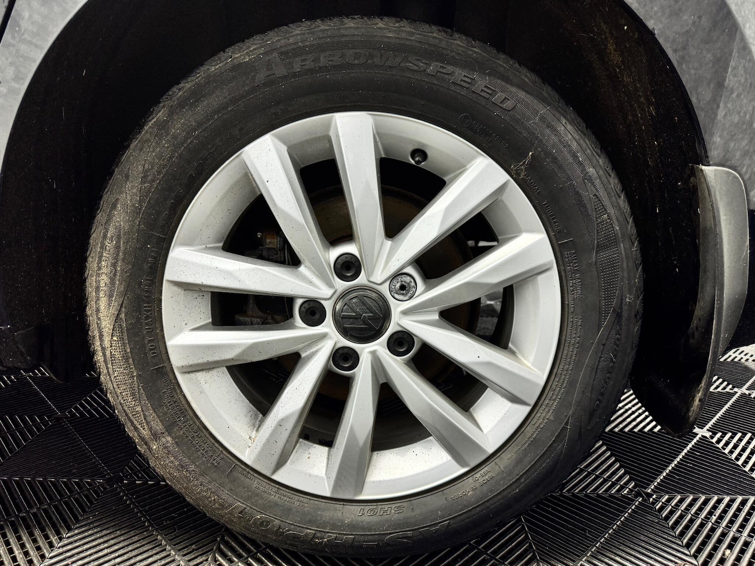 Used Volkswagen Touran 2016 for sale - 77305213: Photo 30