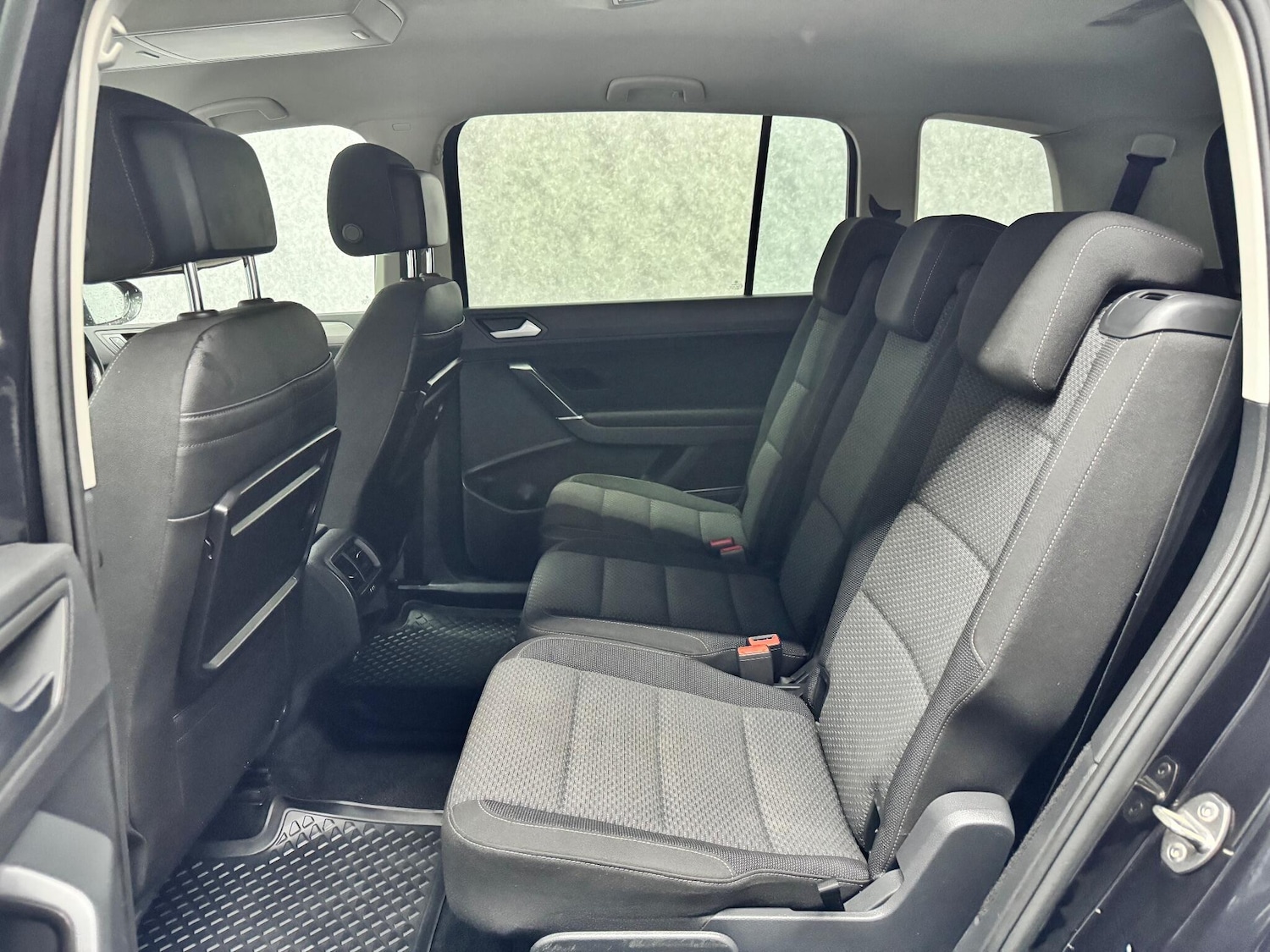 Used Volkswagen Touran 2016 for sale - 77305213: Photo 7