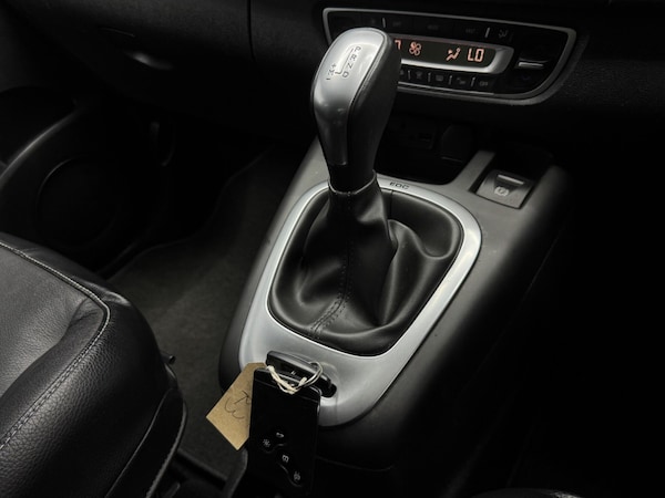 Used Renault Scenic 2015 for sale - 75624178: Photo 25