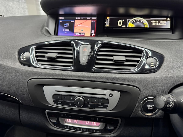 Used Renault Scenic 2015 for sale - 75624178: Photo 30