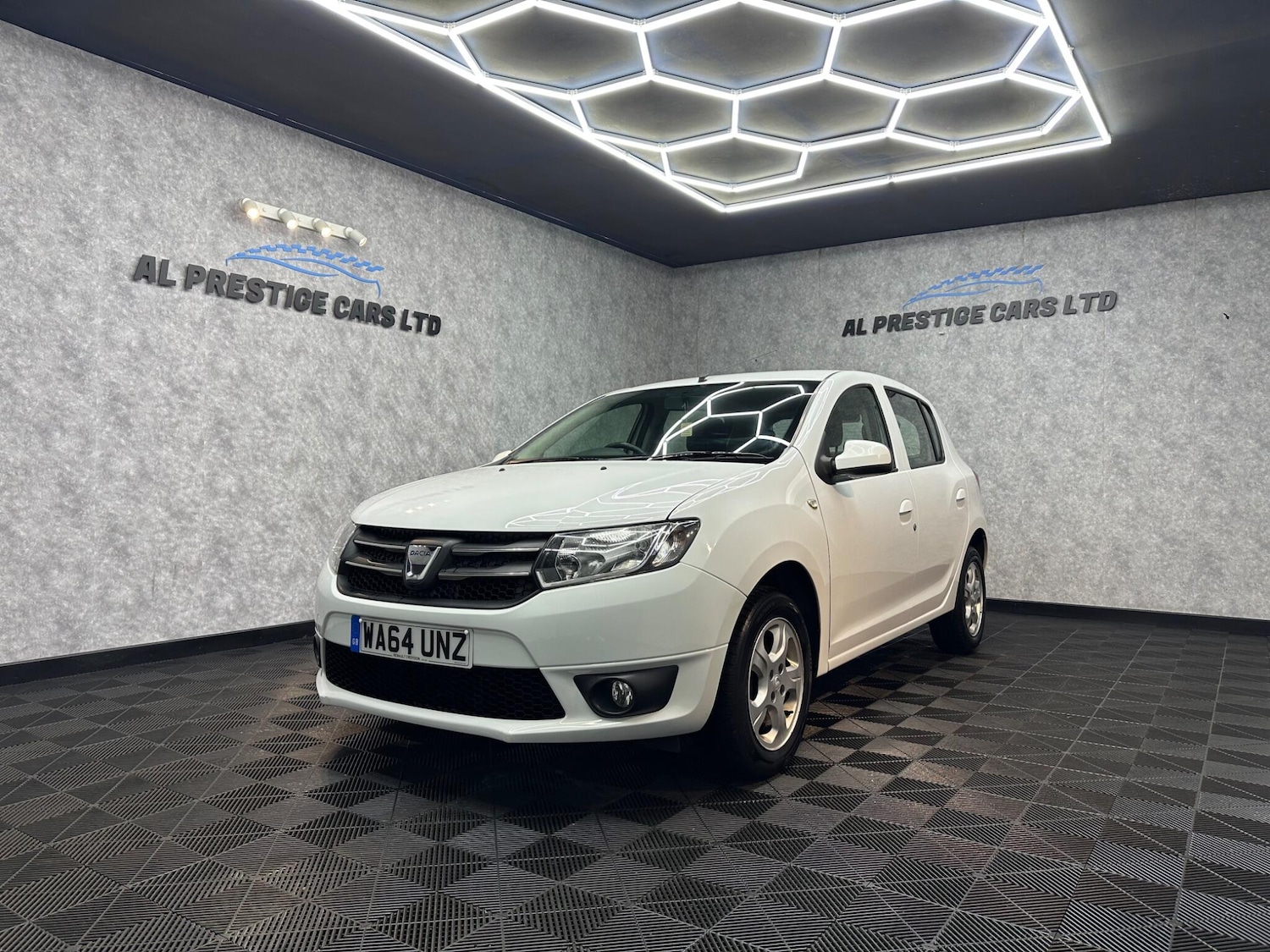 Used Dacia Sandero 2014 for sale - 78058048: Photo 1