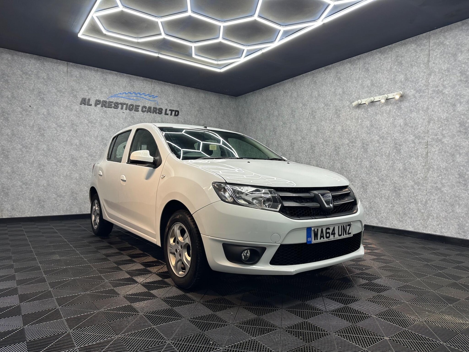 Used Dacia Sandero 2014 for sale - 78058048: Photo 6