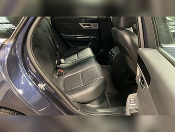 Used Jaguar XF 2016 for sale - 77315413: Photo