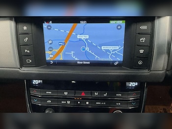 Used Jaguar XF 2016 for sale - 77315413: Photo