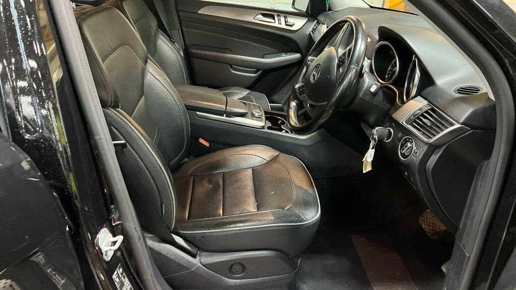 Used Mercedes-Benz M Class 2013 for sale - 77387391: Photo 2