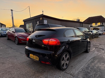 Used Kia Rio 2013 for sale - 77082076: Photo