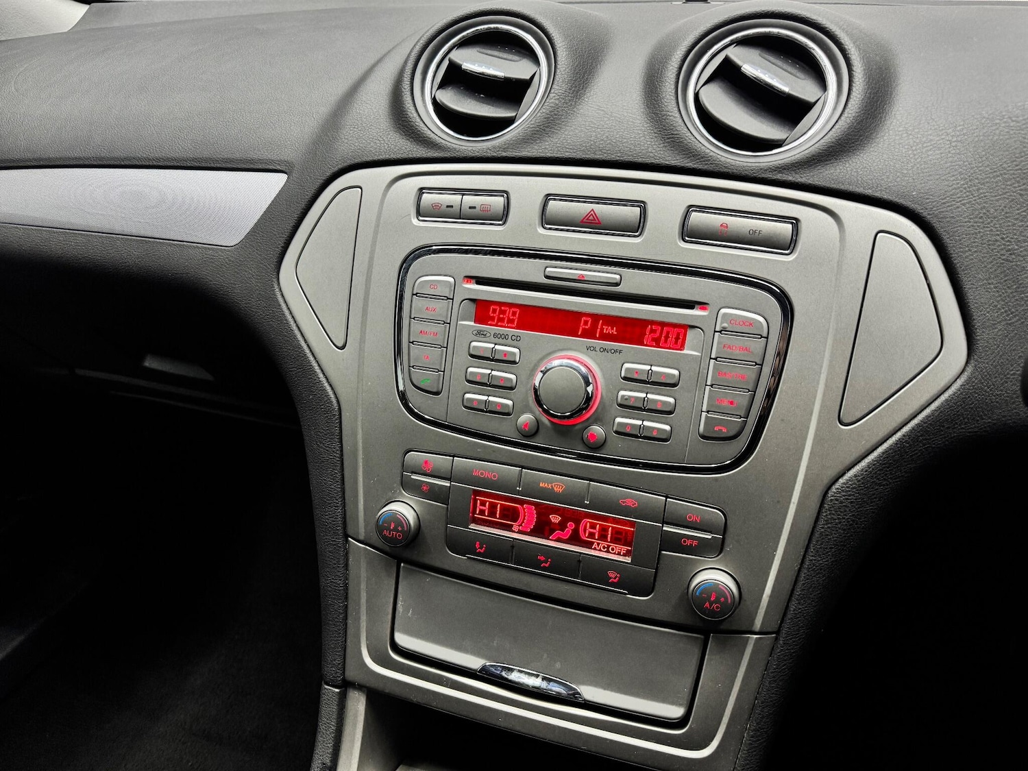 Used Ford Mondeo 2008 for sale - 77723500: Photo 10