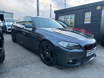 Used BMW 5 Series 2015 for sale - 77400878: Photo