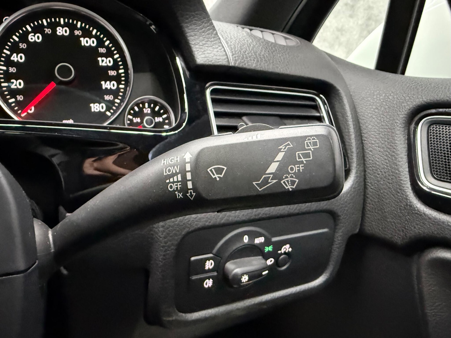 Used Volkswagen Touareg for sale - 78057780: Photo 13