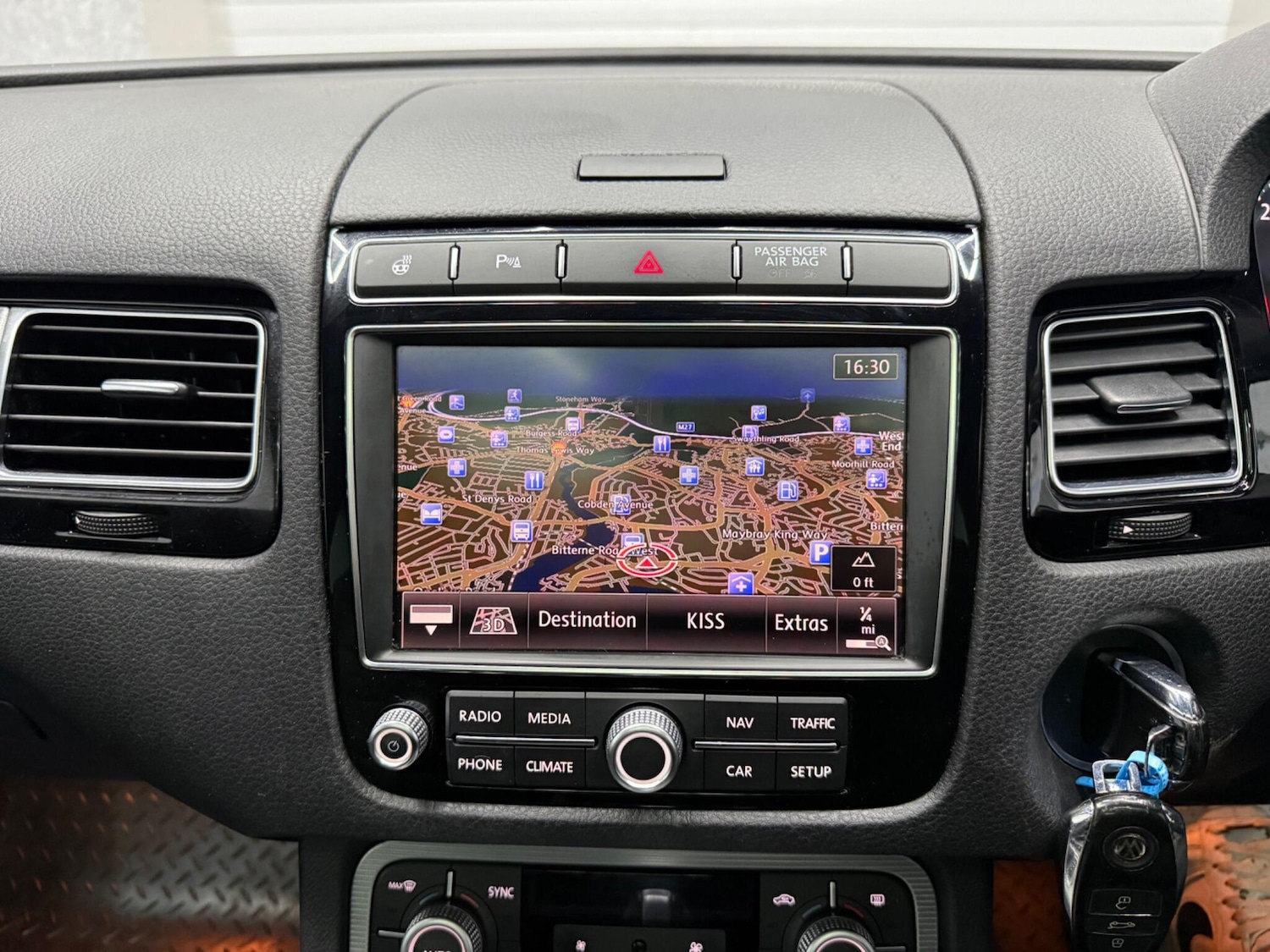 Used Volkswagen Touareg for sale - 78057780: Photo 16