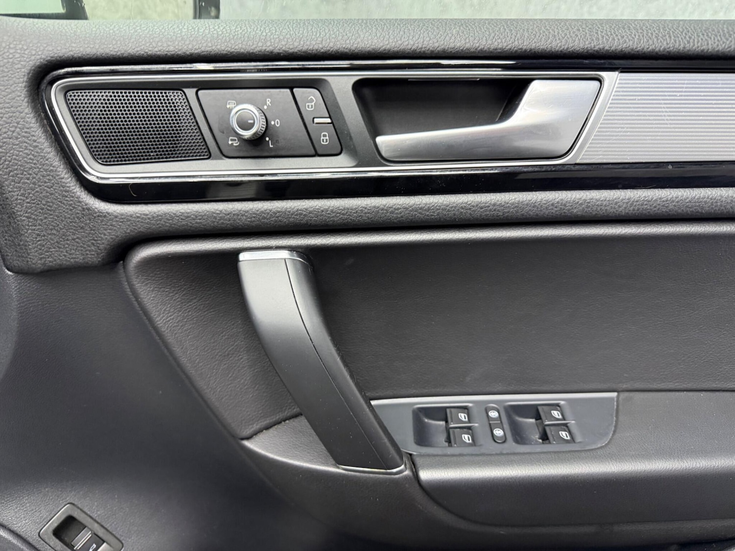 Used Volkswagen Touareg for sale - 78057780: Photo 21