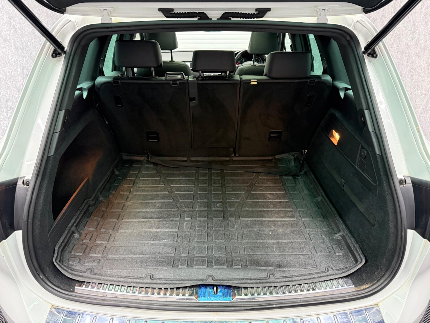 Used Volkswagen Touareg for sale - 78057780: Photo 26