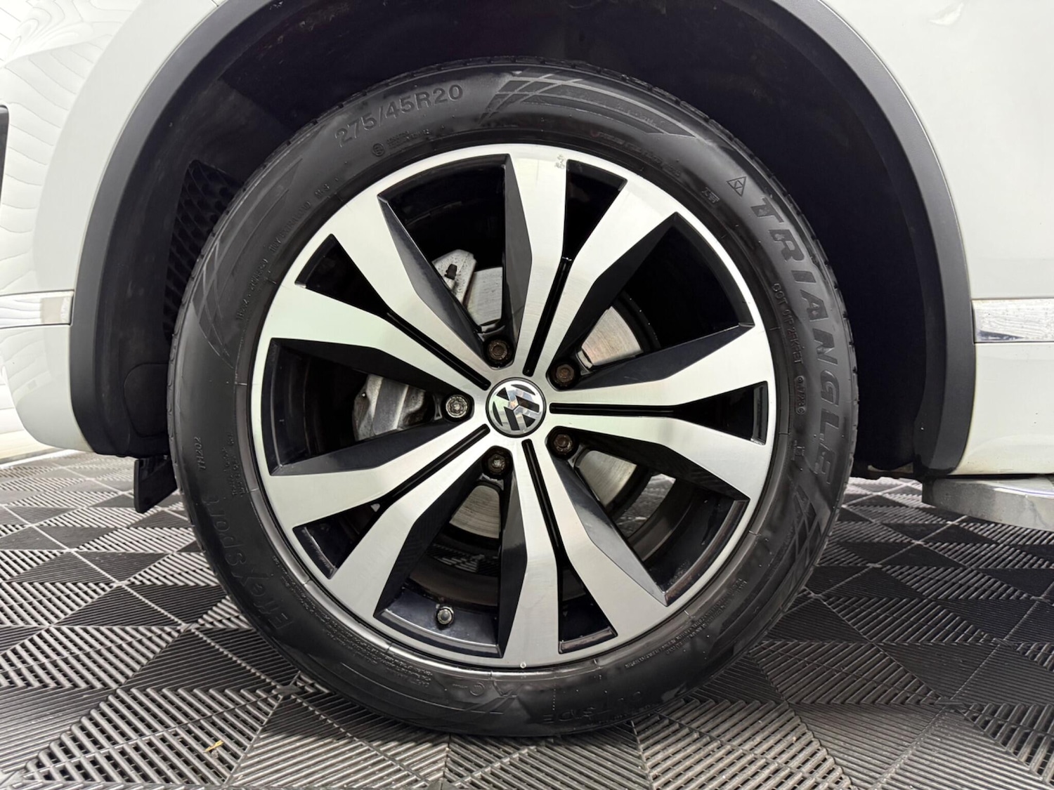 Used Volkswagen Touareg for sale - 78057780: Photo 27